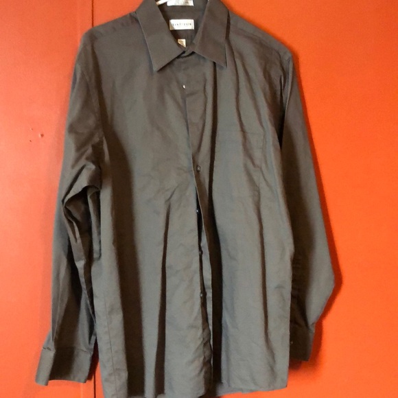 Van Heusen button down shirt dress shirt - Picture 1 of 3